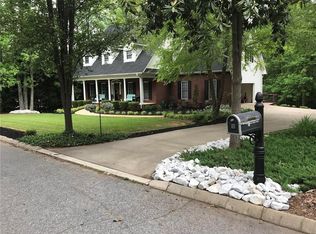 15078 Beacon Ridge Dr, Seneca, SC 29678