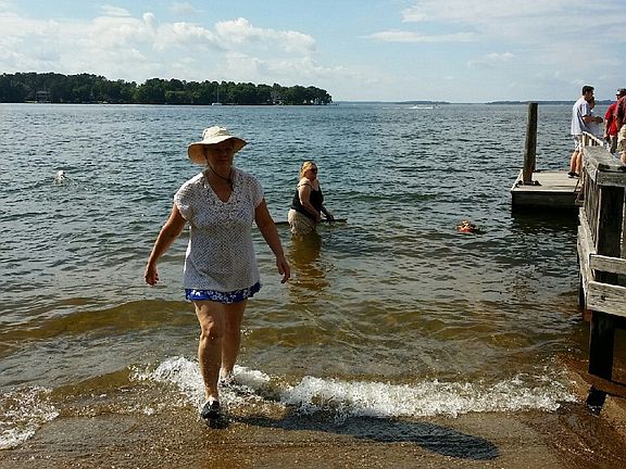 Swim,boat,fish ????????