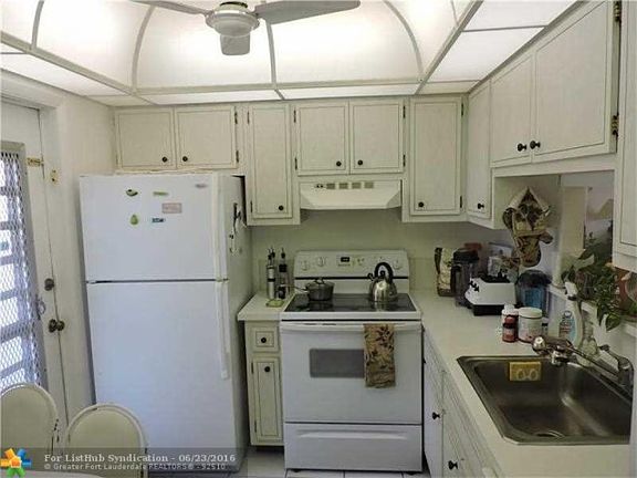 3rd image of 4441 NW 16th St APT J311