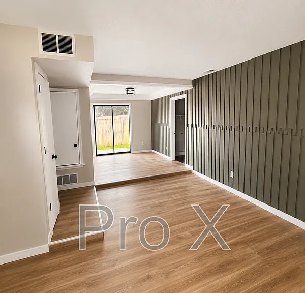 1907 Campbell Pkwy — Photo 2