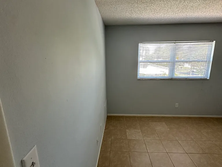 125 Avenida Messina #201 — Photo 10
