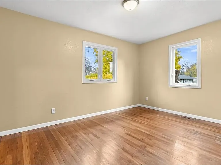 16546 Foliage Ave — Photo 14