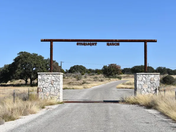 2 Starlight Rnch, Junction, TX 76849