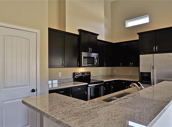 3rd image of 724 Meadowcroft #244-lot 244