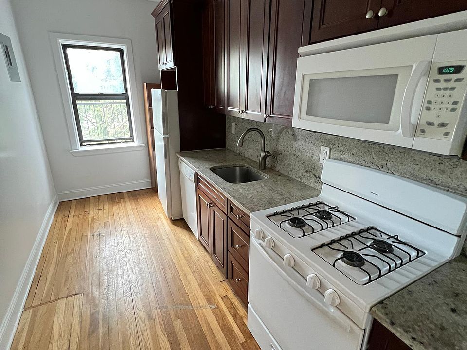 119 Carpenter Ave Mount Kisco NY Zillow