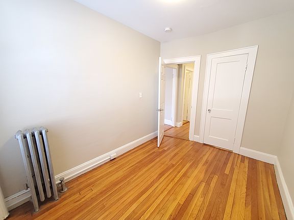 5th image of 4 Cogswell Ave APT 6
