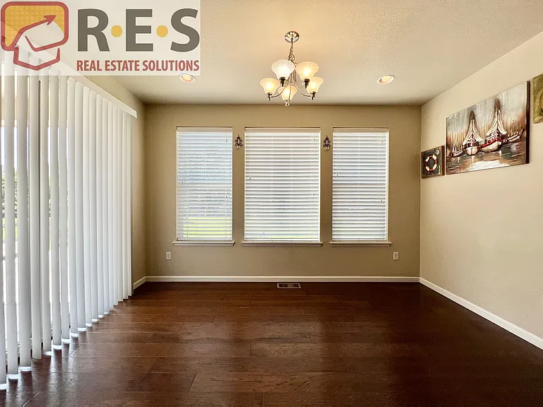 2331 Lodgepole Creek Dr — Photo 10