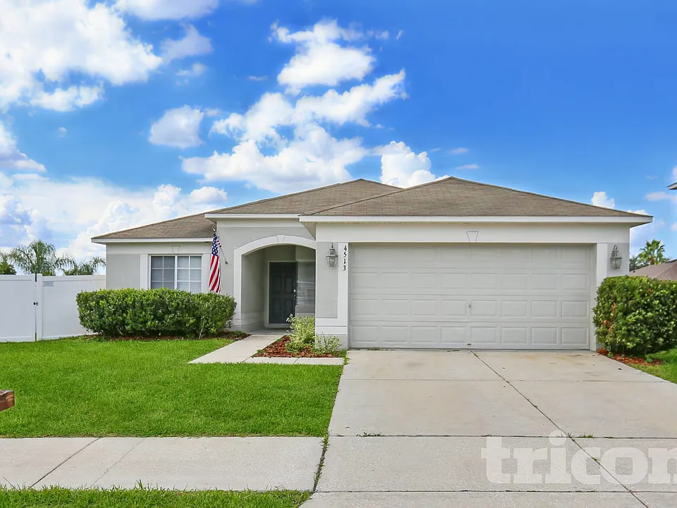 4513 Tina Ln