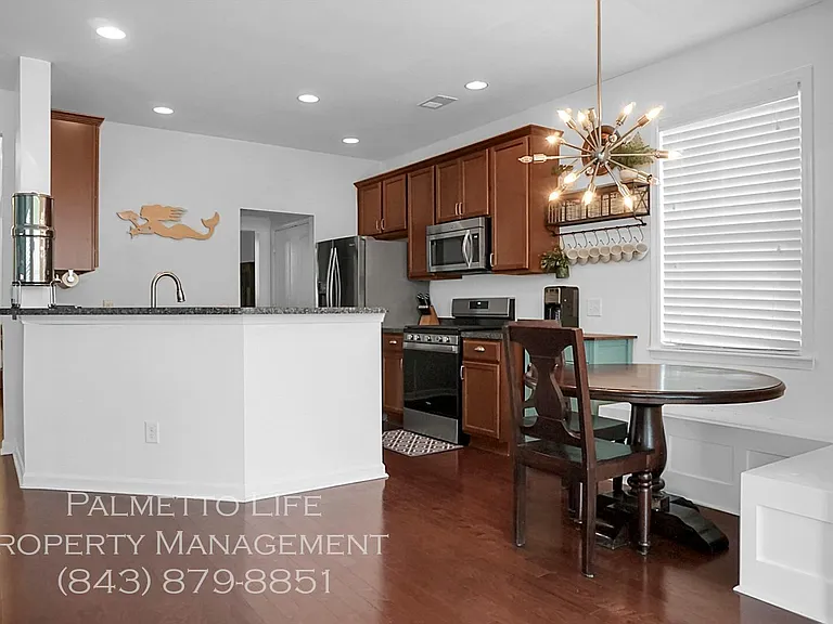 109 Amaryllis Ave — Photo 24