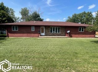 613 W Garfield St, Centerville, IA 52544