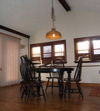 Sunroom/Dining Room