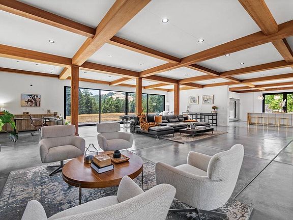 12th image of this home