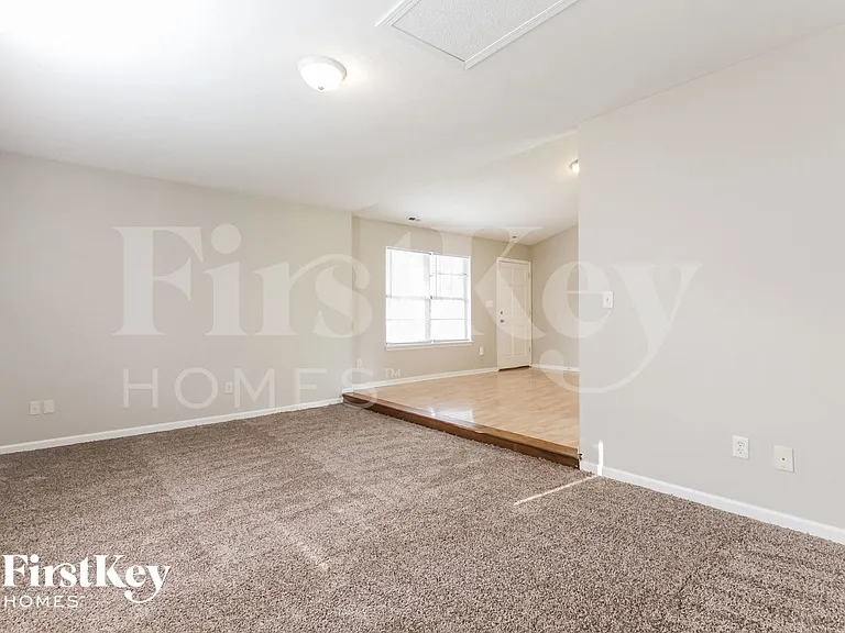 5613 Simmul Ln — Photo 3