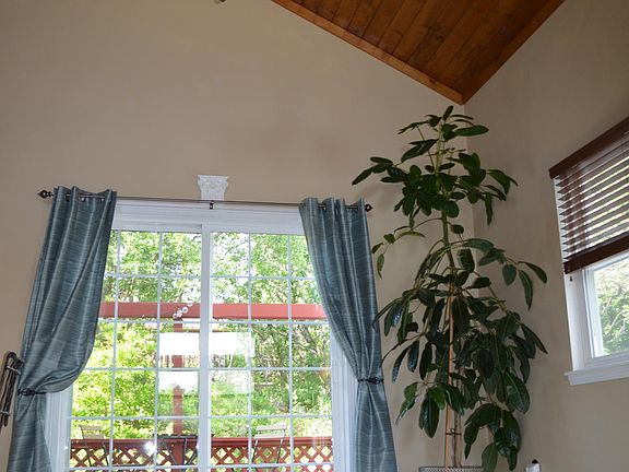 5th image of 105 Pauma Valley Dr
