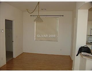 3rd image of 9020 Meisenheimer Ave