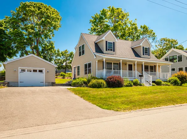 81 Crescent Street, Rockland, ME 04841
