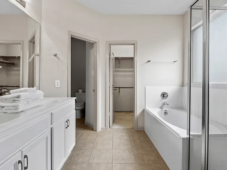 7015 Windy Run Ct — Photo 21