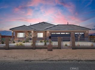 21165 Klamath Rd, Apple Valley, CA 92308