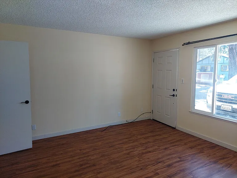 921 Macinaw Rd — Photo 13