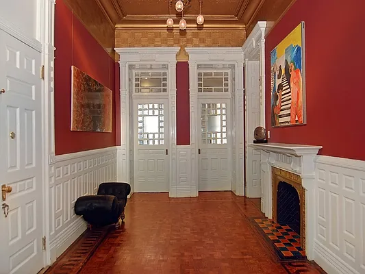 Sold by Sotheby's International Realty | media 2