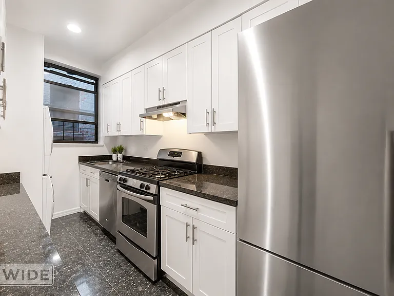 26 E 91st St #5D — Photo 4