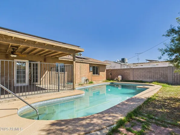 2049 W JOAN DE ARC Avenue, Phoenix, AZ 85029