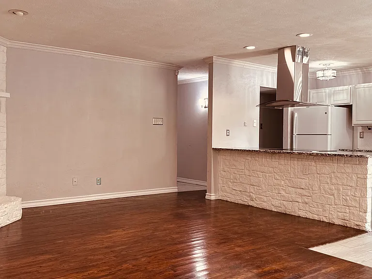 153 W Way Dr — Photo 12