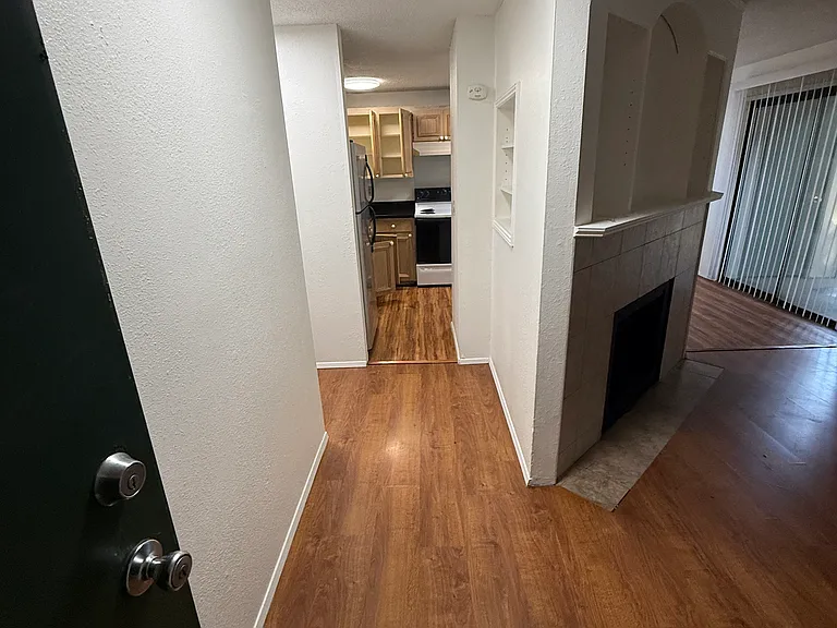 2944 O St SE #A — Photo 2
