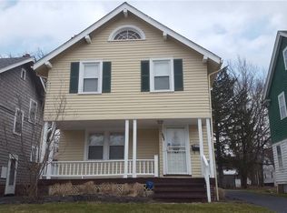 915 Yellowstone Rd, Cleveland Heights, OH 44121