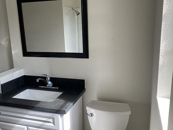 3rd image of 2925 N 19th Ave #19