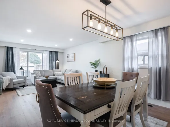 21 Leander St, Brampton, ON L6S 3M3