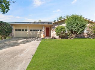 406 Pamela Dr, Baytown, TX 77521