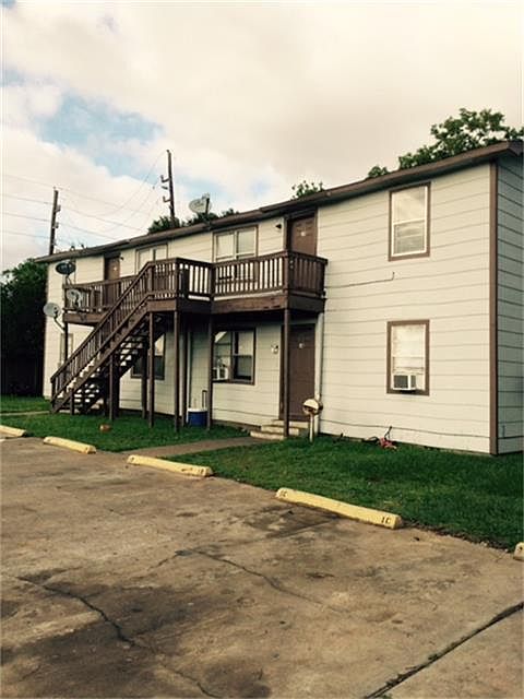 1st image of 4747 South St APT 1B