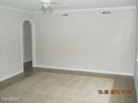 Shady Oaks Living Rm