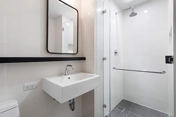 Rented by Kin | media 5