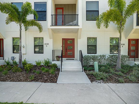 4th image of 3038 W Napoleon Ave