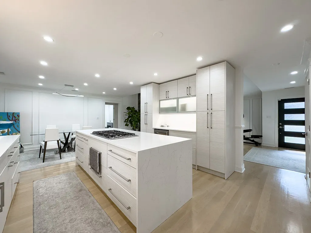 4 bed, $5,800 — Photo 3