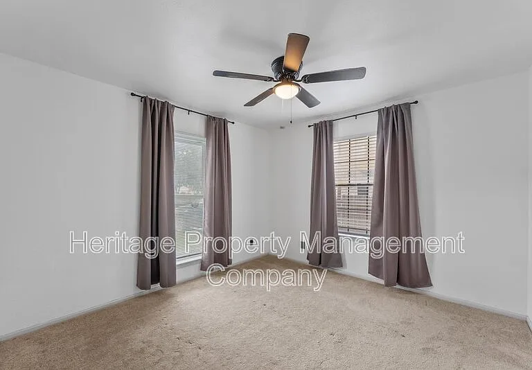 2526 Town Briar St — Photo 21