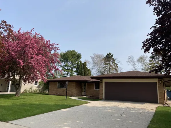 2713 34th STREET, Two Rivers, WI 54241