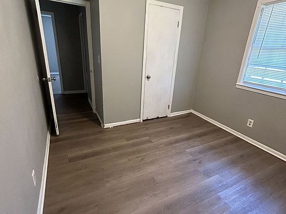 5th image of 901 S Taylor St #B