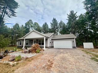 11106 Maple Ct, Frederic, MI 49733