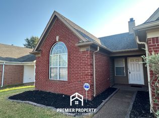 1116 Sunstar Dr, Cordova, TN 38018