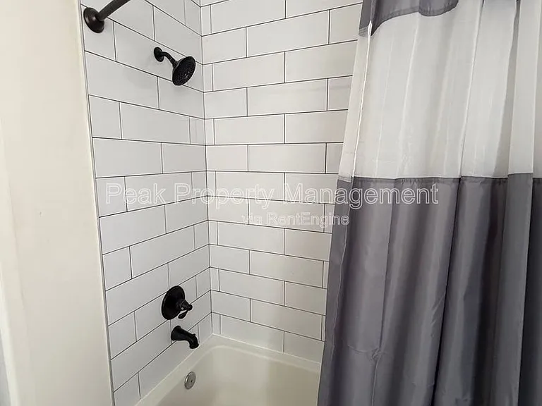 2311 Lamb Ave — Photo 6