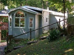 160 Meyers Dr, Confluence, PA 15424