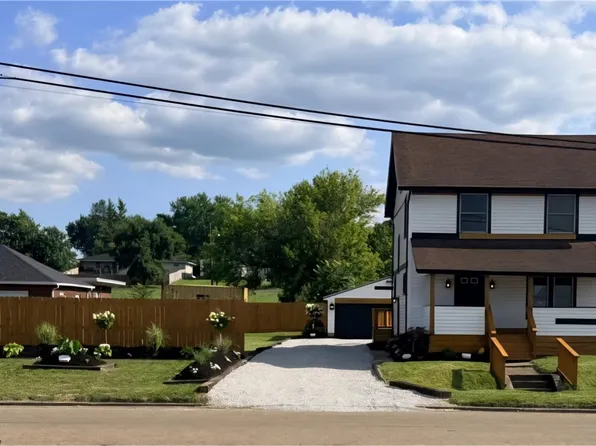 2520 8th St NE, Canton, OH 44704
