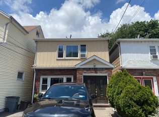 413 7th St, Fairview, NJ 07022