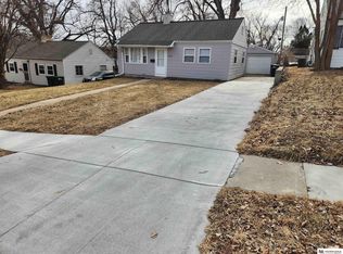 6779 Franklin St, Omaha, NE 68104