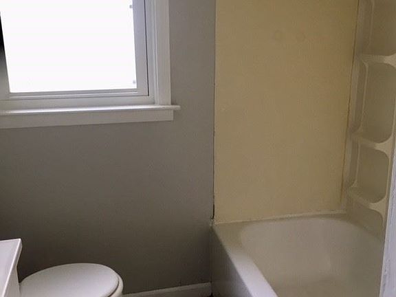 2nd image of 4260 Arcadia Blvd