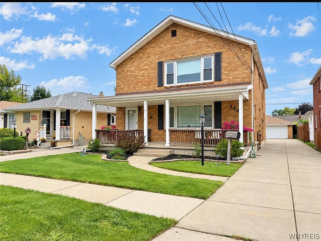 114 Newell Ave — Photo 1