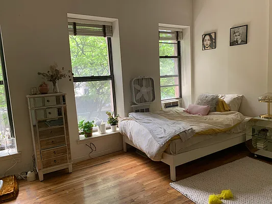 Rented by Oxford Property Group | media 65